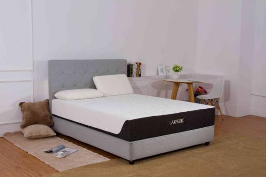 Sleeping Cold Memory foam mattress